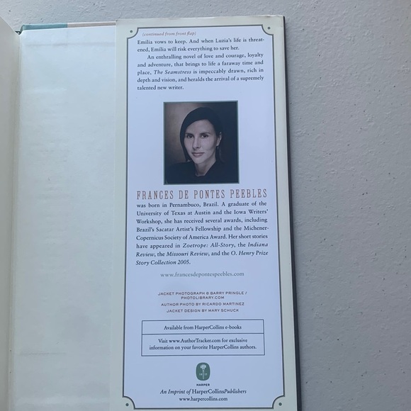 ✨2 for $15✨ The Seamstress Hardcover Book Written By Frances De Pontes Peebles - Picture 5 of 8